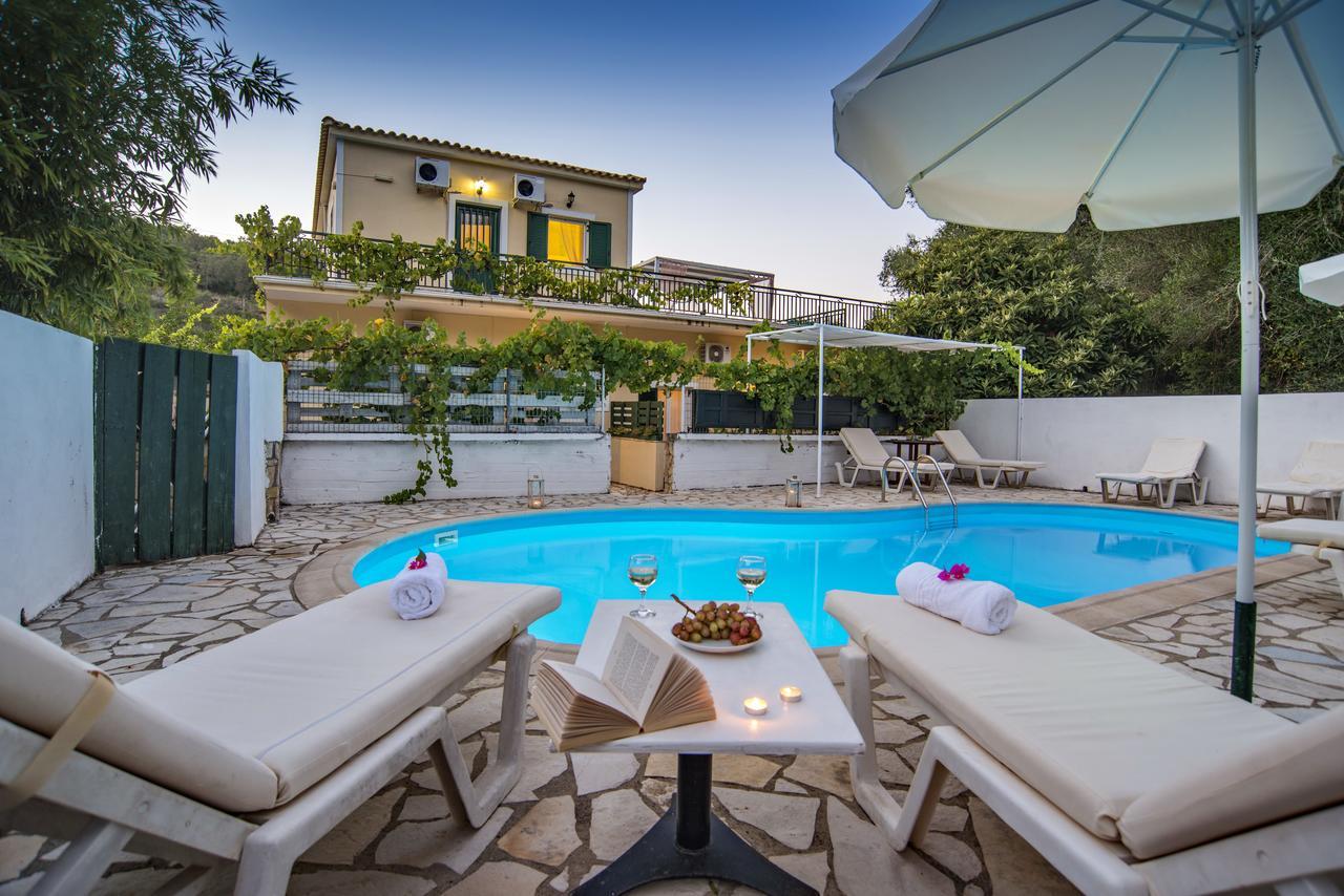 Elias Appartments Longos  Экстерьер фото
